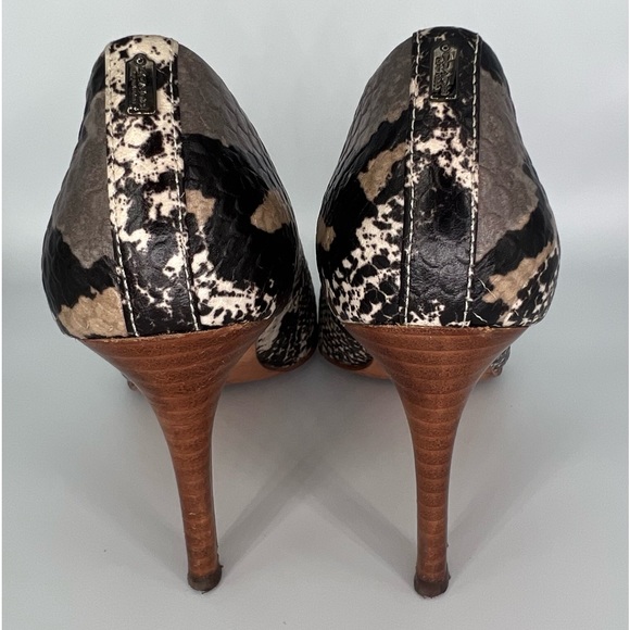 Coach Heels size 7 US, 37 EUR. - Picture 3 of 7